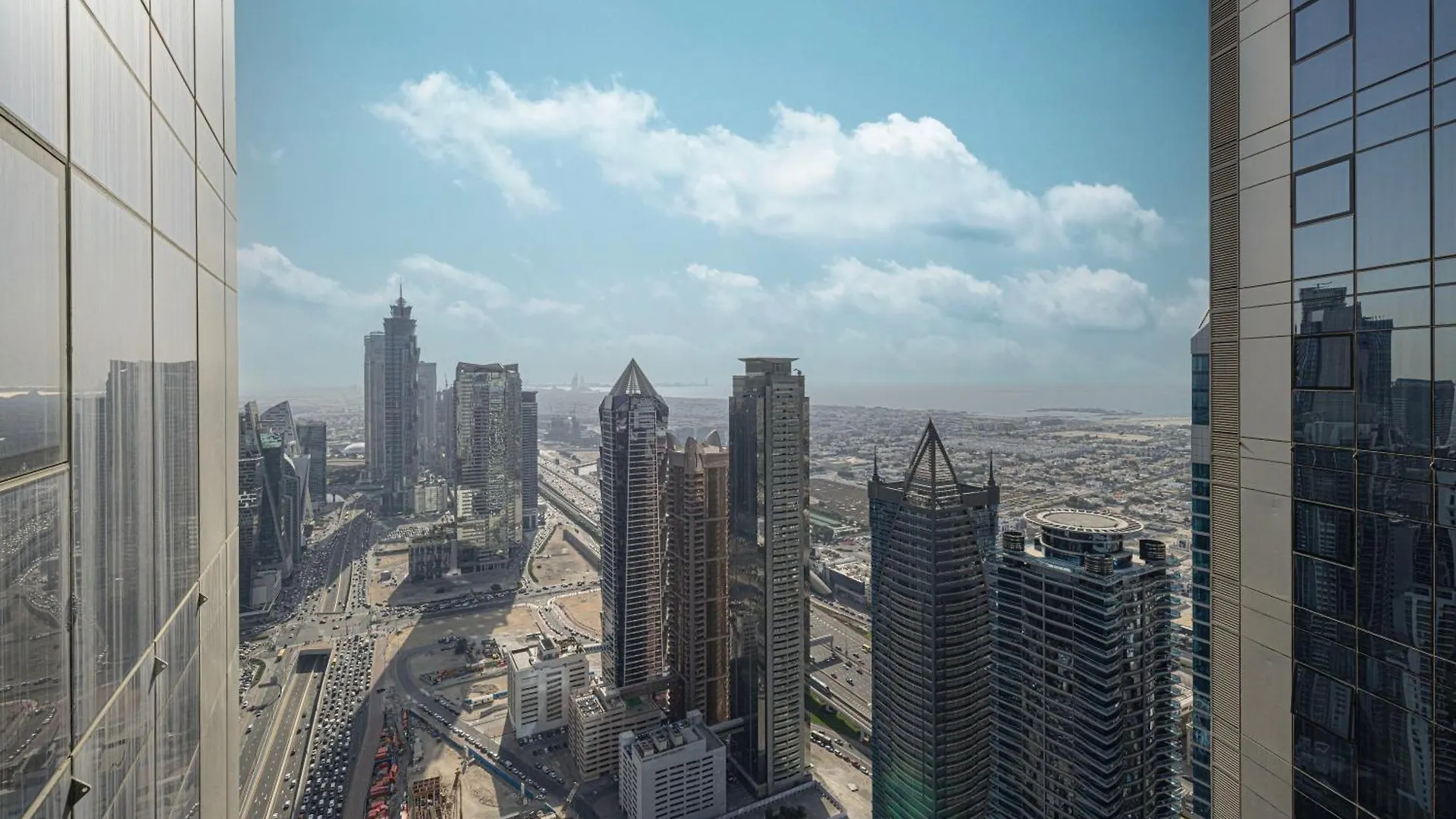 Hausreserv At Paramount Midtown Hotel - Infinity Pool With Burj Khalifa View - Luxury Apartments Dubaj