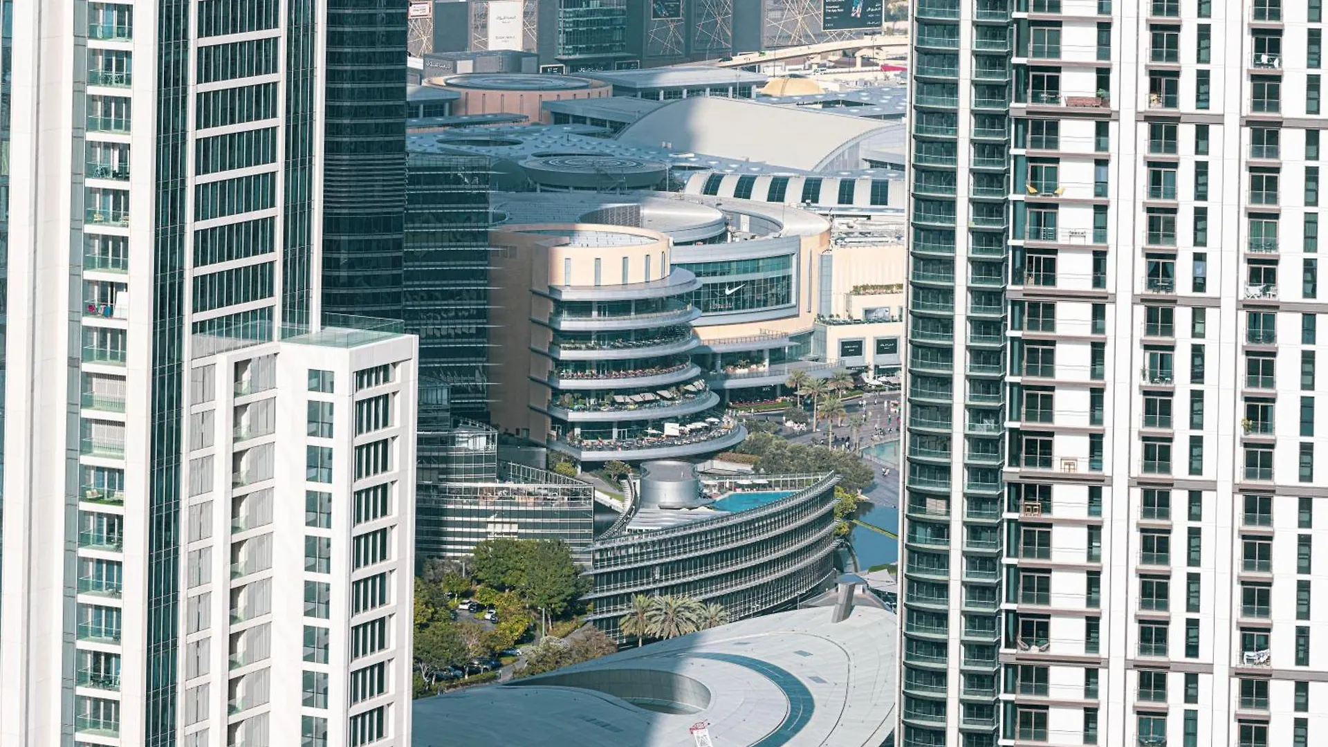 Hausreserv At Paramount Midtown Hotel - Infinity Pool With Burj Khalifa View - Luxury Apartments Dubai