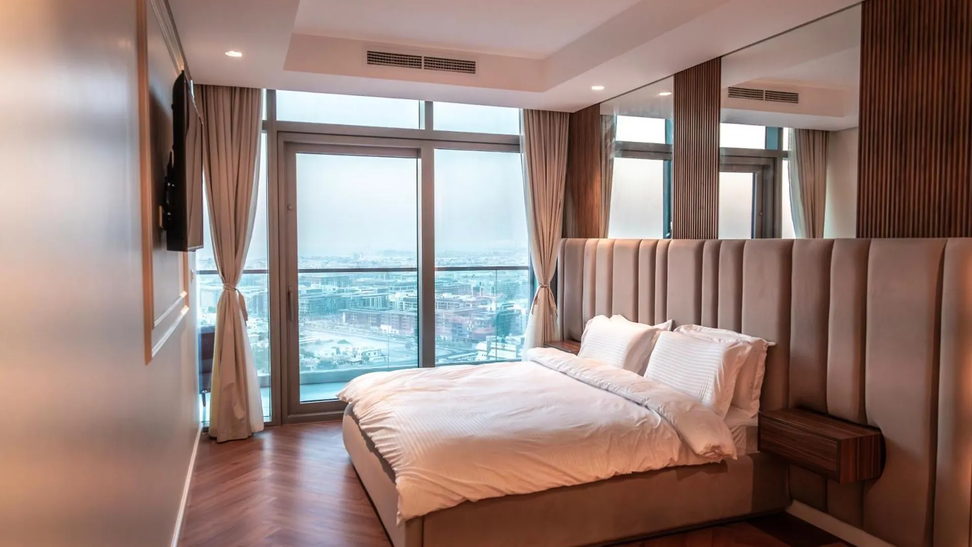 Hausreserv At Paramount Midtown Hotel - Infinity Pool With Burj Khalifa View - Luxury Apartments Dubai