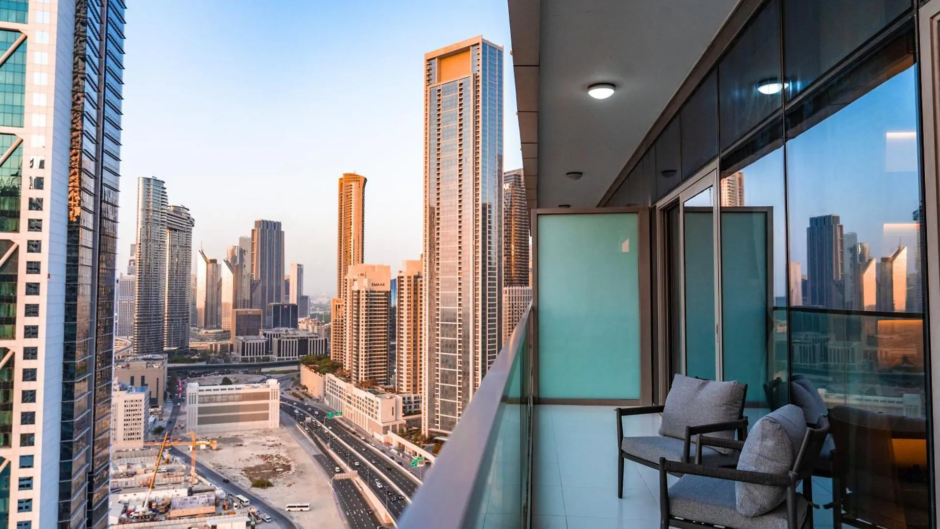 Hausreserv At Paramount Midtown Hotel - Infinity Pool With Burj Khalifa View - Luxury Apartments Dubai